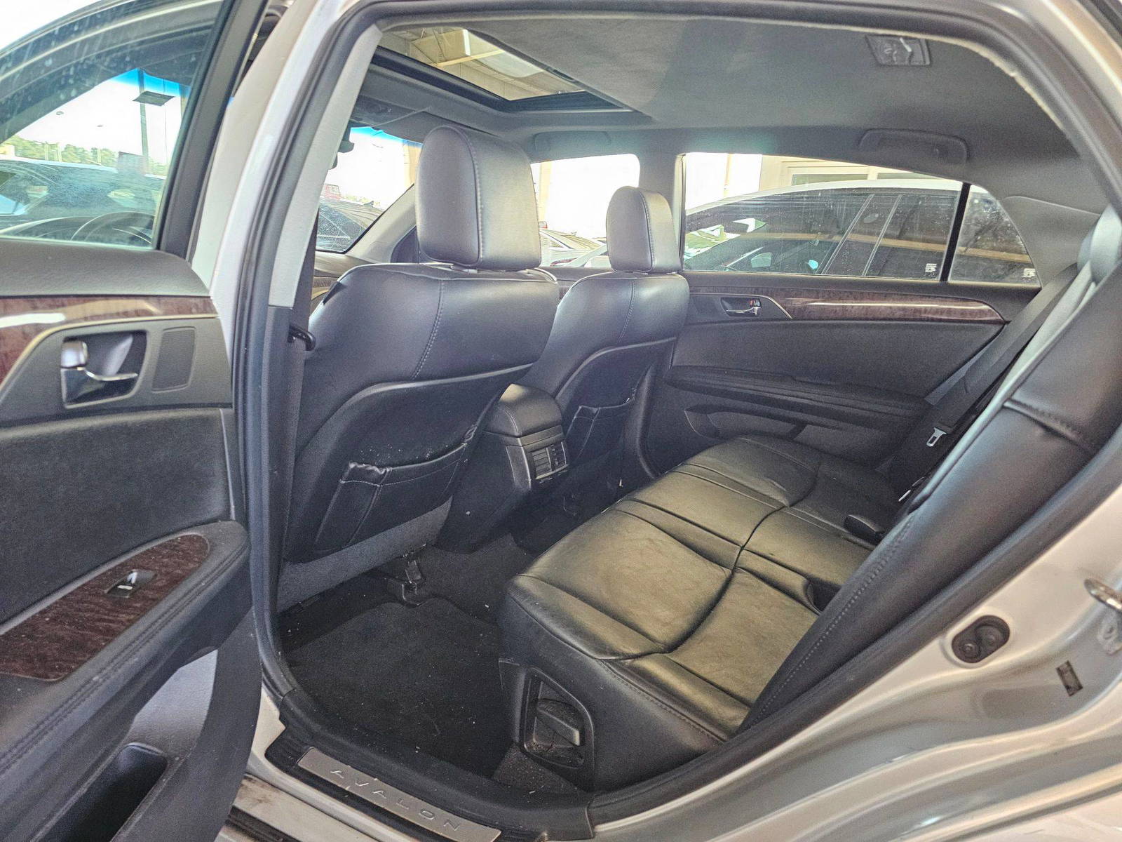 TOYOTA AVALON 2012 - Marhaba Auction Used Cars - Image 6