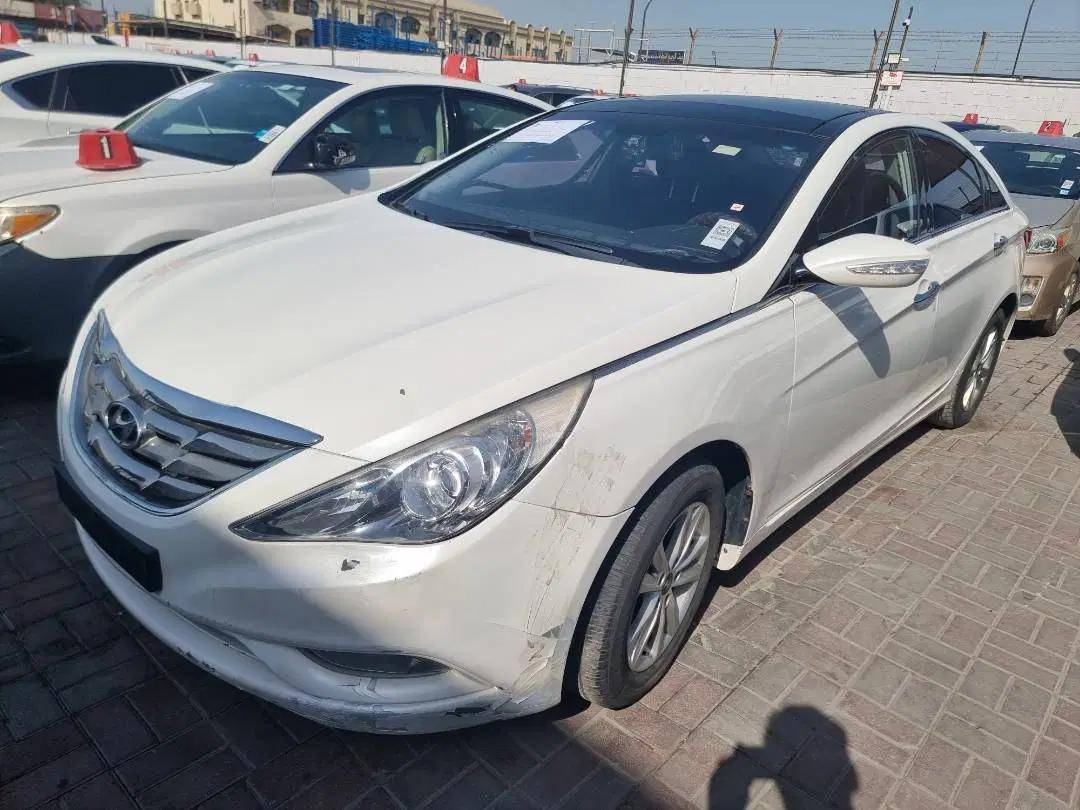 HYUNDAI SONATA