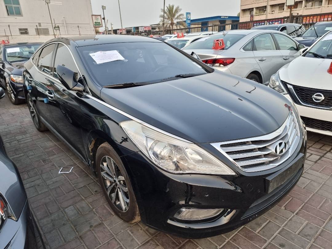 2011 HYUNDAI GRANDEUR — 217809 KM — Lot 019771 — Ind. 12 - Marhaba Auctions Used Cars - Image 3