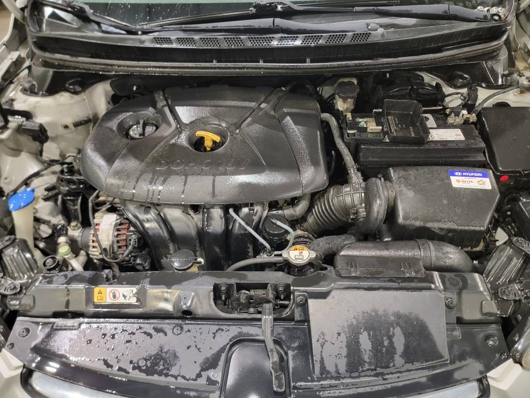 2013 HYUNDAI ELANTRA — 159615 Miles — Lot 68662363 - Marhaba Auctions Used Cars - Image 5