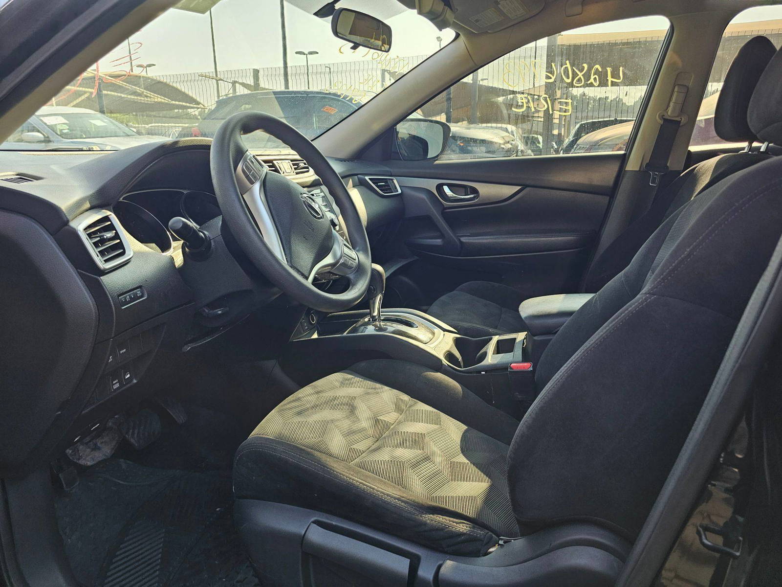 NISSAN ROGUE 2015 - Marhaba Auction Used Cars - Image 8