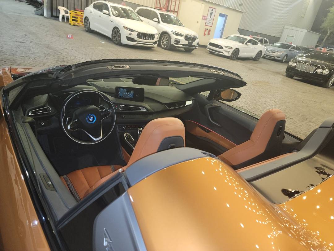 2018 BMW i8 — 10219 KM — Lot VG33268 - Marhaba Auctions Used Cars - Image 11
