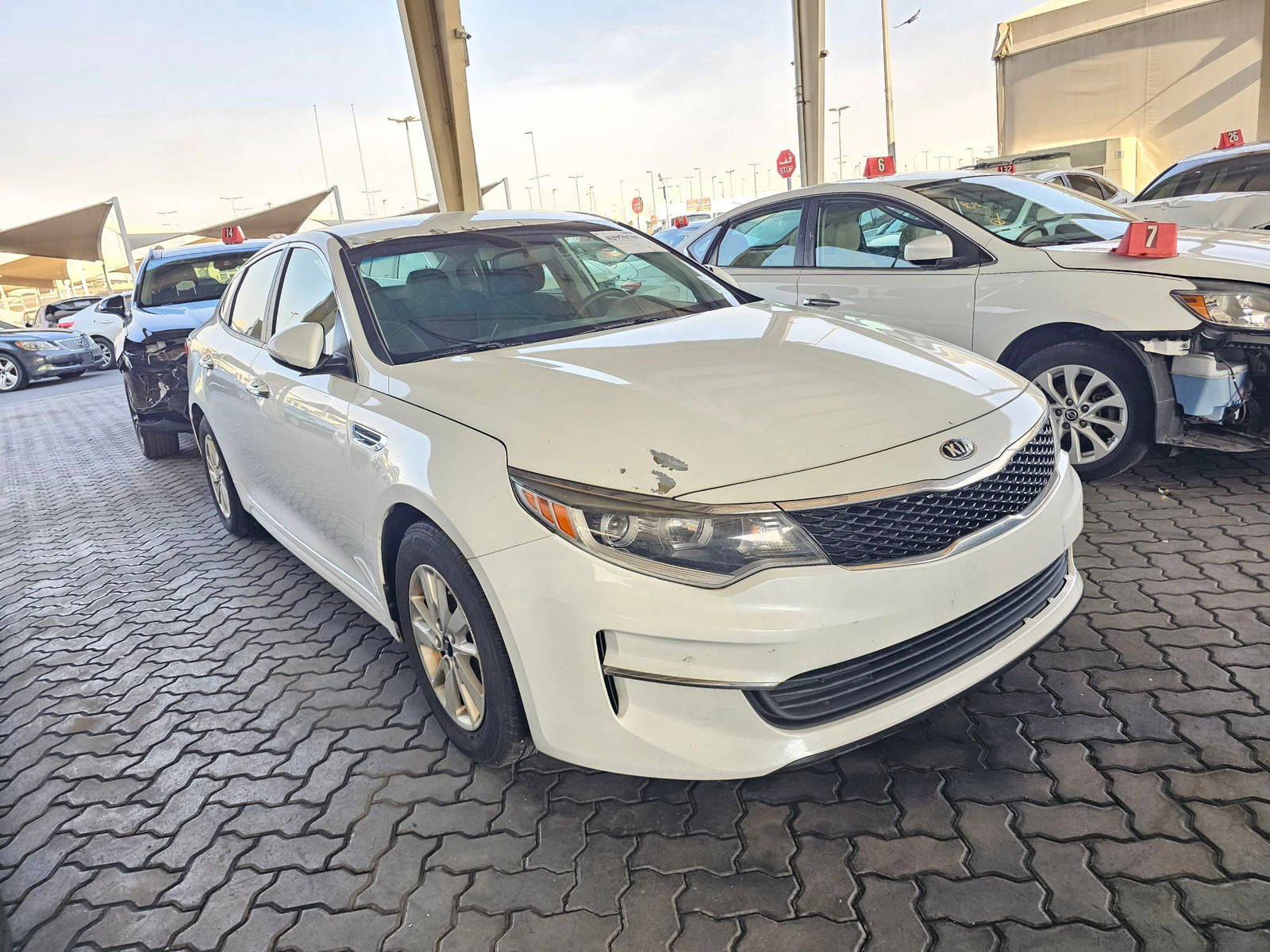 2016 KIA OPTIMA — 168052 Miles — Lot 42970782 — Souq - Marhaba Auctions Used Cars - Image 4