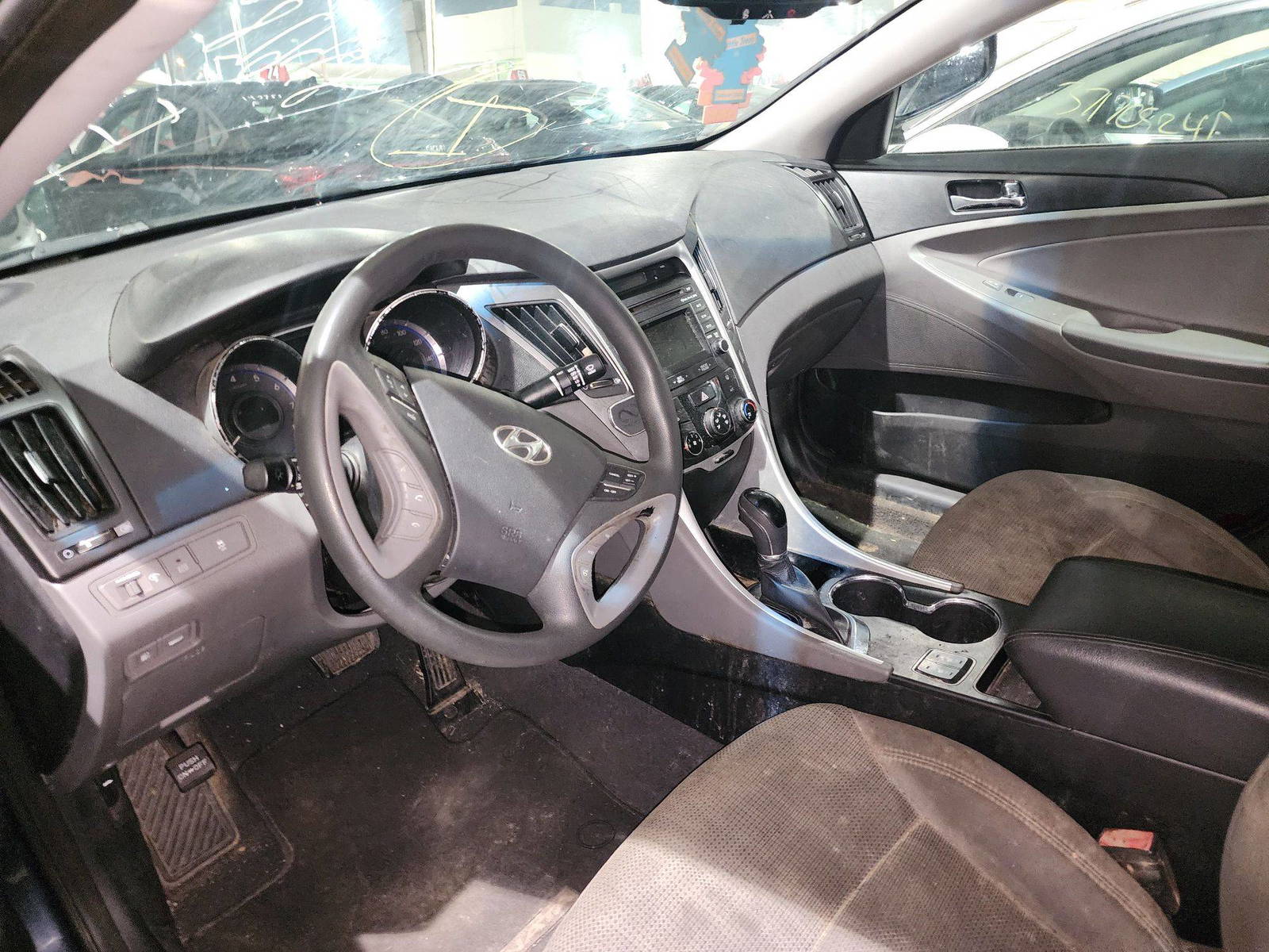 2014 HYUNDAI SONATA — 178010 Miles — Lot 38653218 - Marhaba Auctions Used Cars - Image 8