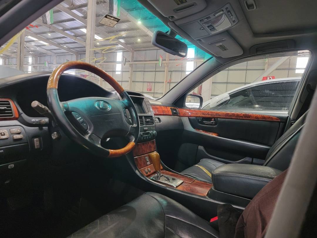 2004 LEXUS LS 430 — 221238 Miles — Lot 40154785 — Main - Marhaba Auctions Used Cars - Image 6