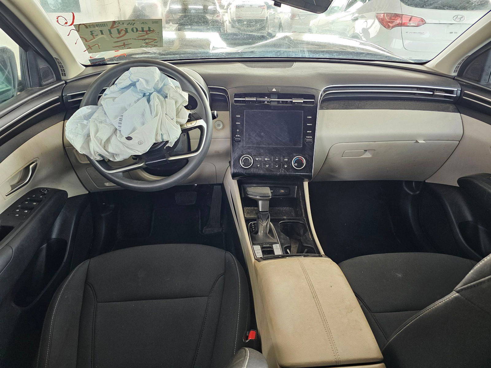 HYUNDAI TUCSON 2022 - Marhaba Auction Used Cars - Image 7