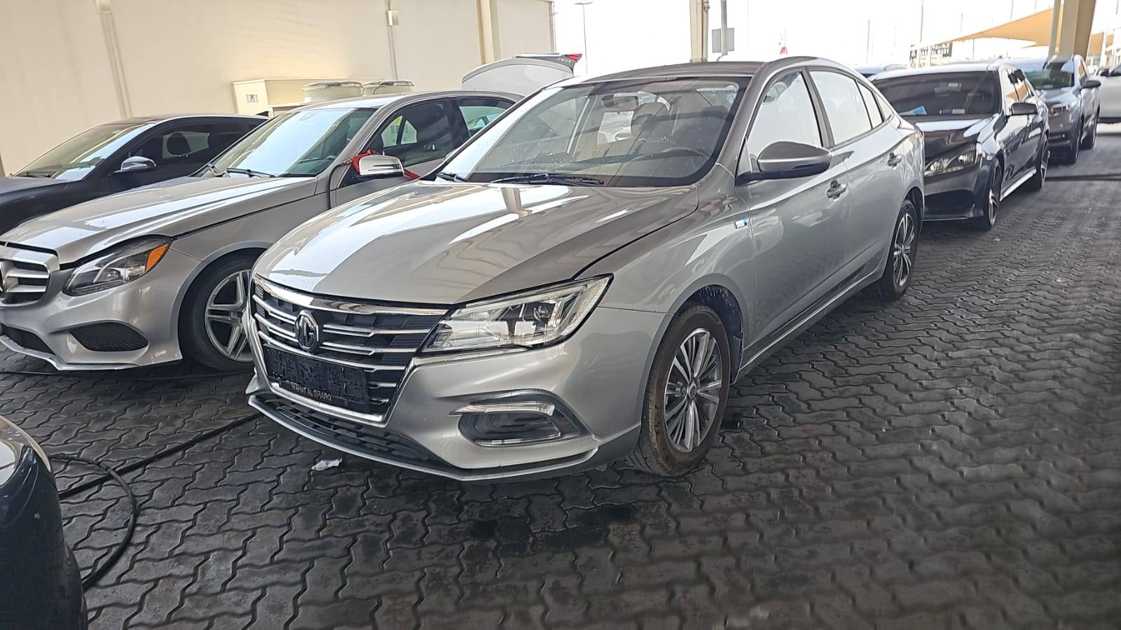 2024 MG MG 5 — 20844 KM — Lot Z058045 — Souq - Marhaba Auctions Used Cars - Image 3