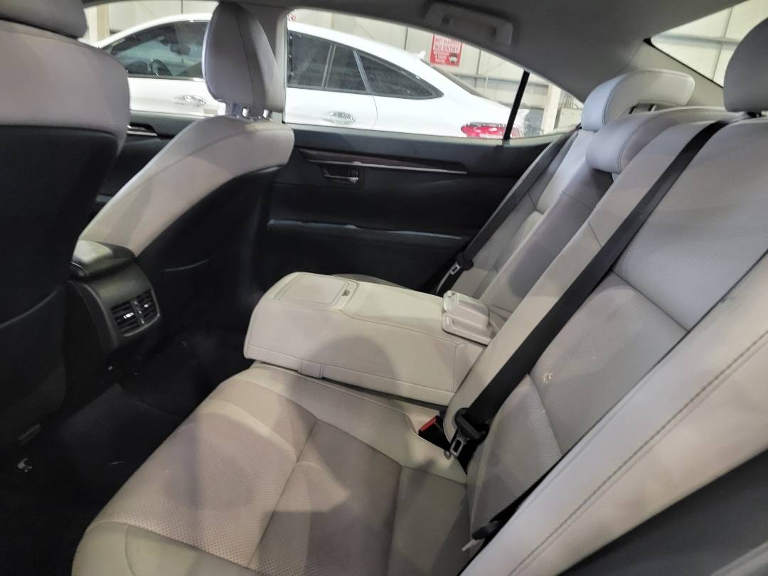 2015 LEXUS ES 350 — 102163 Miles — Lot 171979 — Main - Marhaba Auctions Used Cars - Image 7