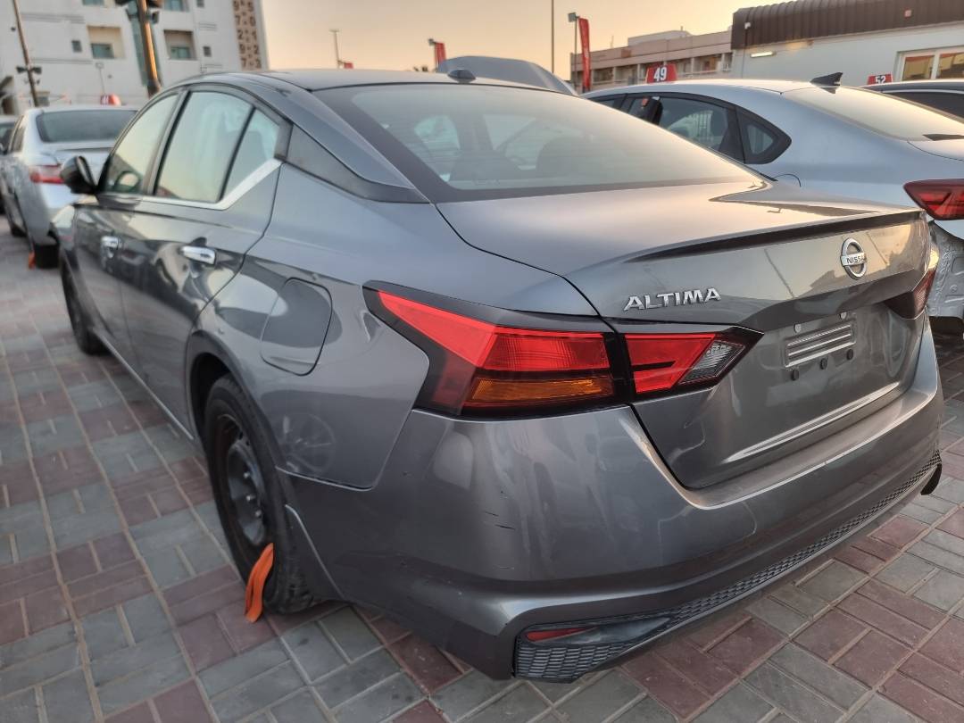 2019 NISSAN ALTIMA — 126235 Miles — Lot 14587 — Ind. 12 - Marhaba Auctions Used Cars - Image 3