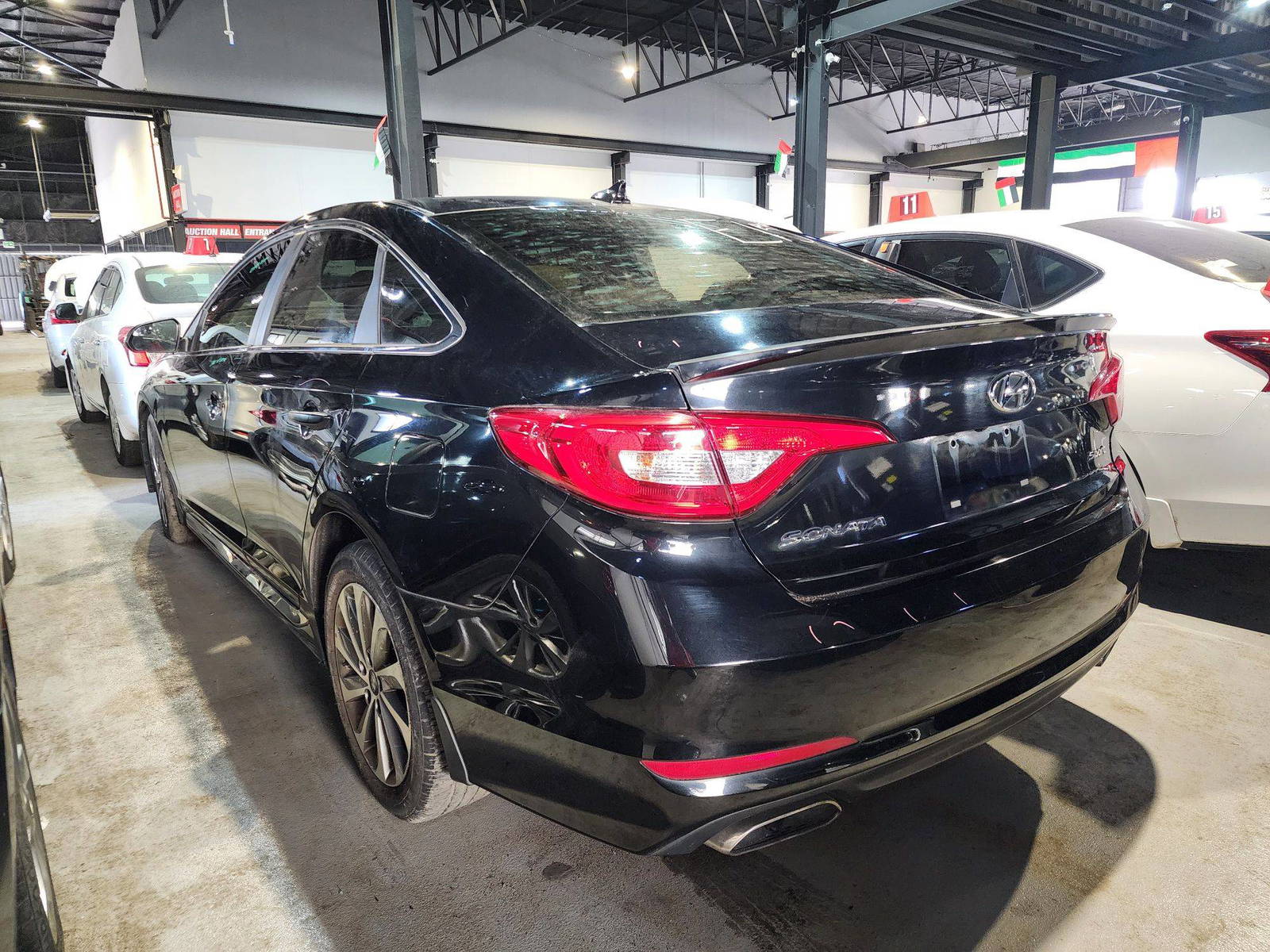 2015 HYUNDAI SONATA — 175747 Miles — Lot 41073394 — Al Quoz - Marhaba Auctions Used Cars - Image 13