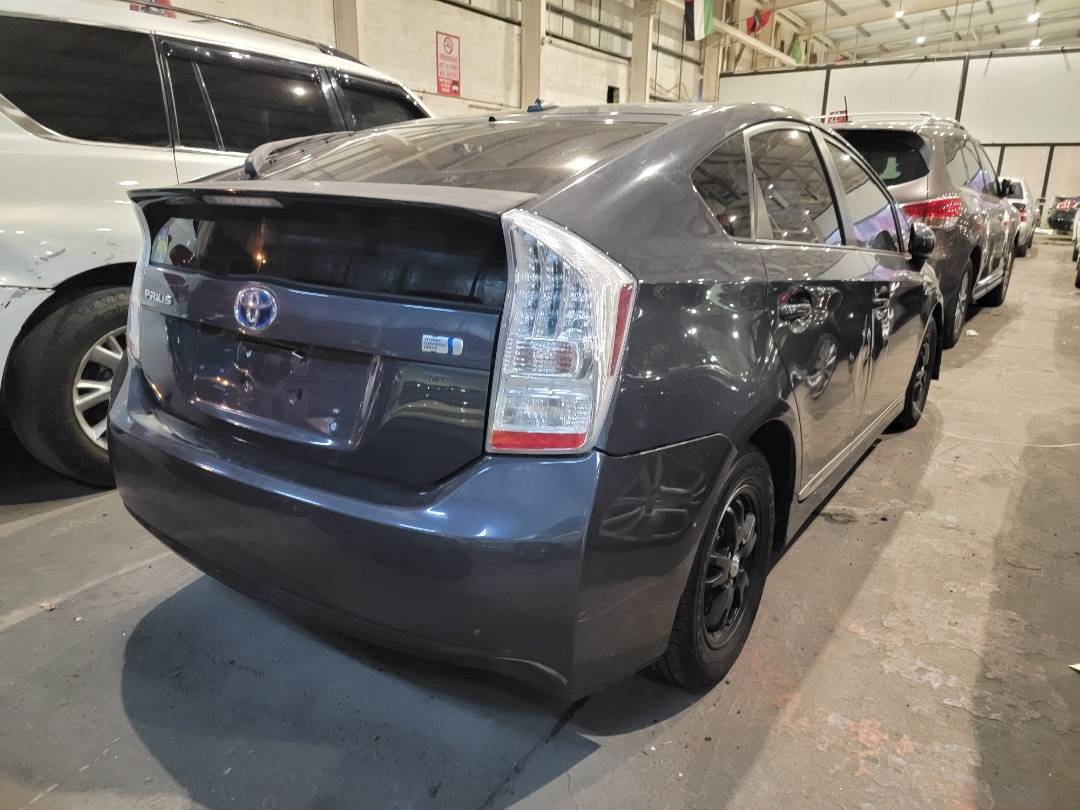 2011 TOYOTA PRIUS — 140238 Miles — Lot DUXB0299072 — Main - Marhaba Auctions Used Cars - Image 5