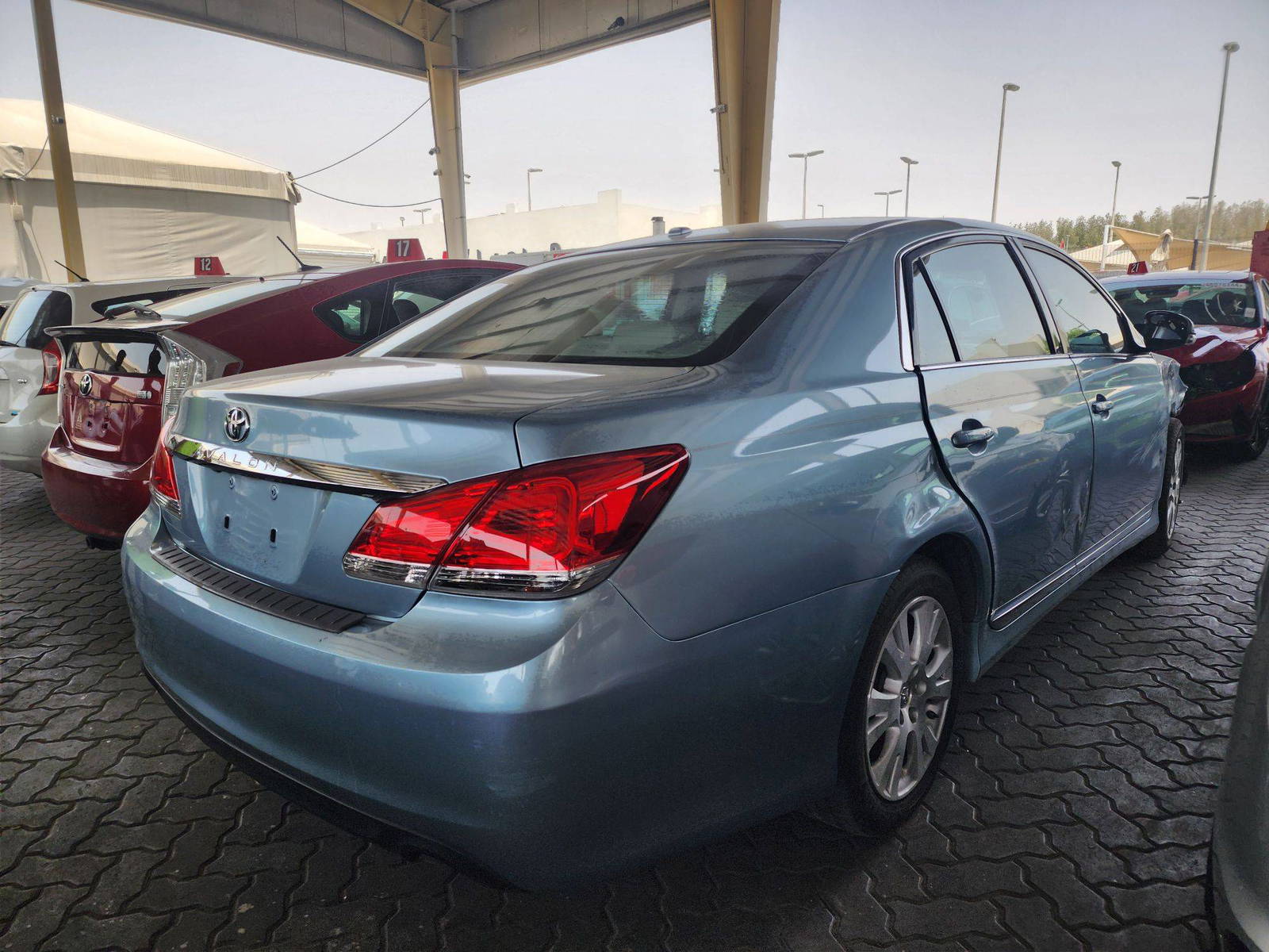 2011 TOYOTA AVALON — 211696 Miles — Lot 34648 — Souq - Marhaba Auctions Used Cars - Image 3