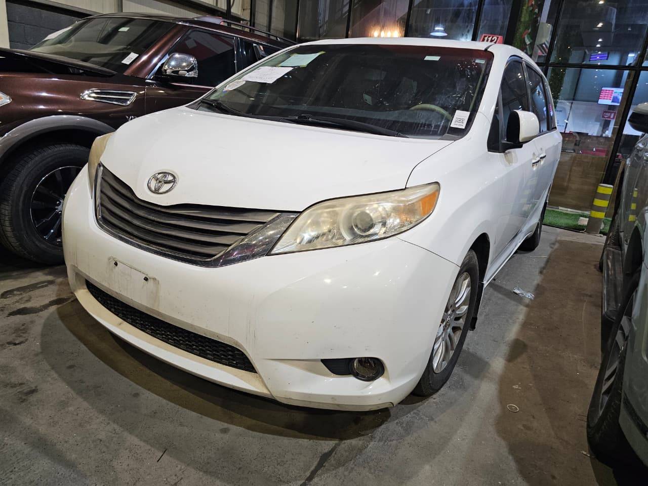 2011 TOYOTA SIENNA — 156709 Miles — Lot 43919991 — Main - Marhaba Auctions Used Cars - Image 4