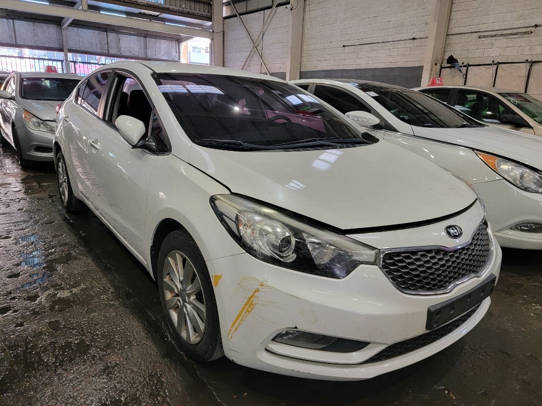2013 KIA K3 — 323431 KM — Lot BDA132384 — Main - Marhaba Auctions Used Cars - Image 5