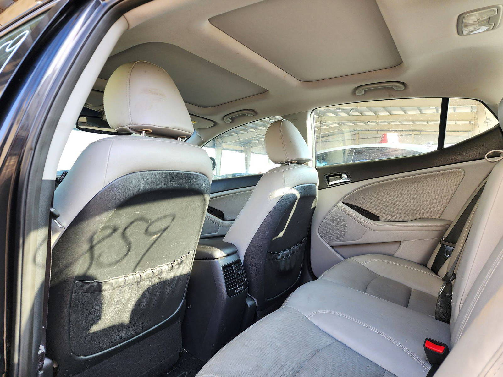 2013 KIA OPTIMA — 102330 Miles — Lot G140859 — Souq - Marhaba Auctions Used Cars - Image 6