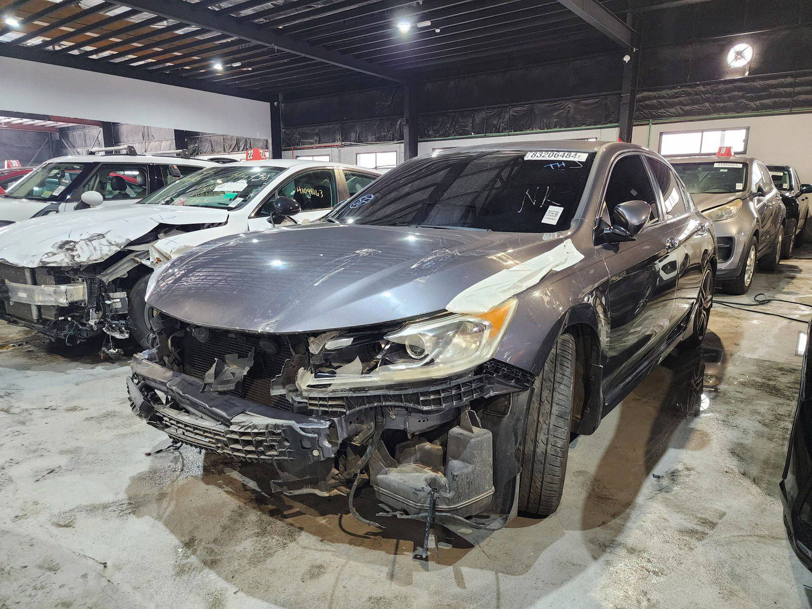 2017 HONDA ACCORD — 188995 Miles — Lot 83206484 — Main - Marhaba Auctions Used Cars - Image 6