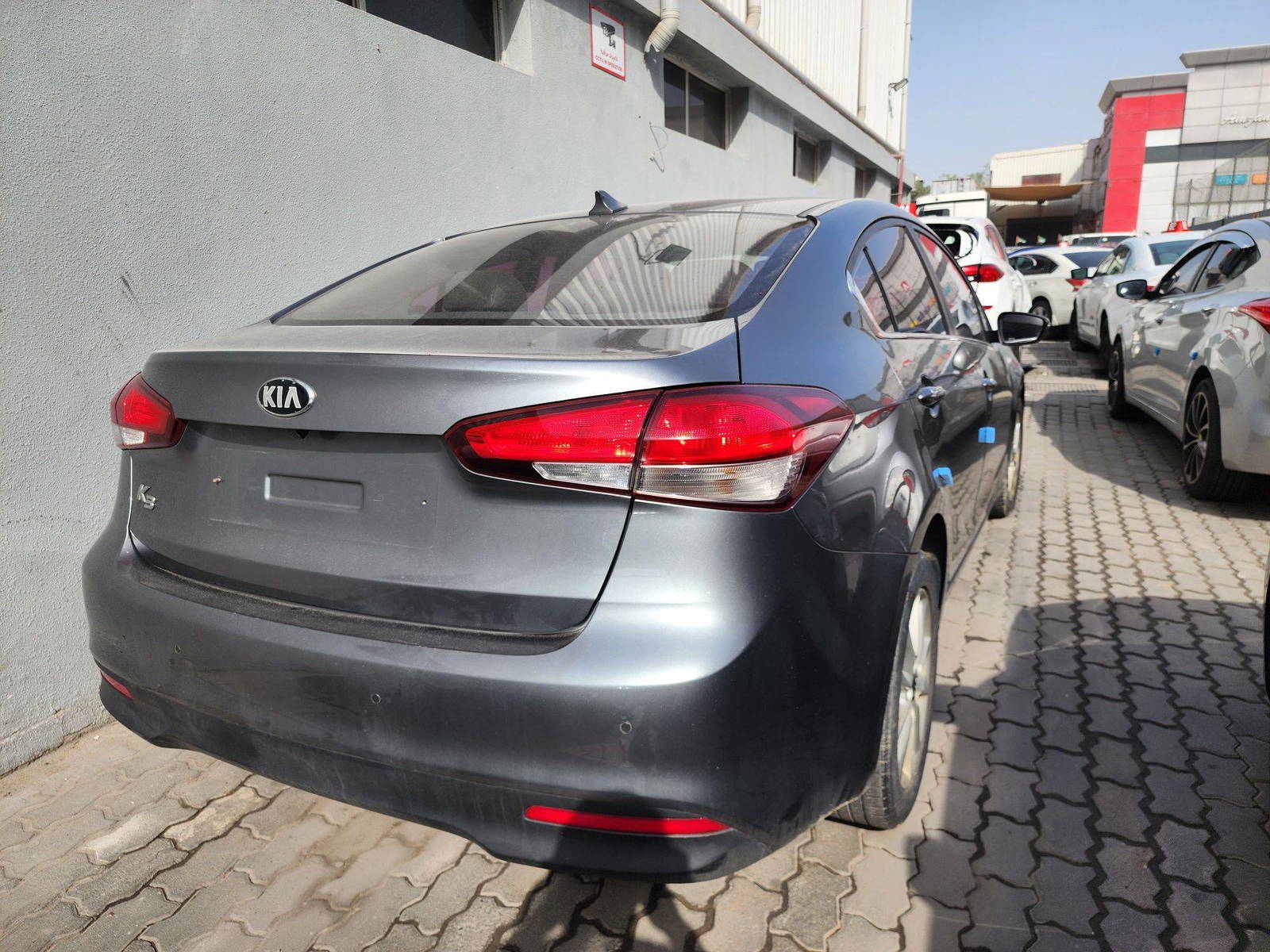 2017 KIA K3 — 279440 KM — Lot 662897 — Main - Marhaba Auctions Used Cars - Image 11