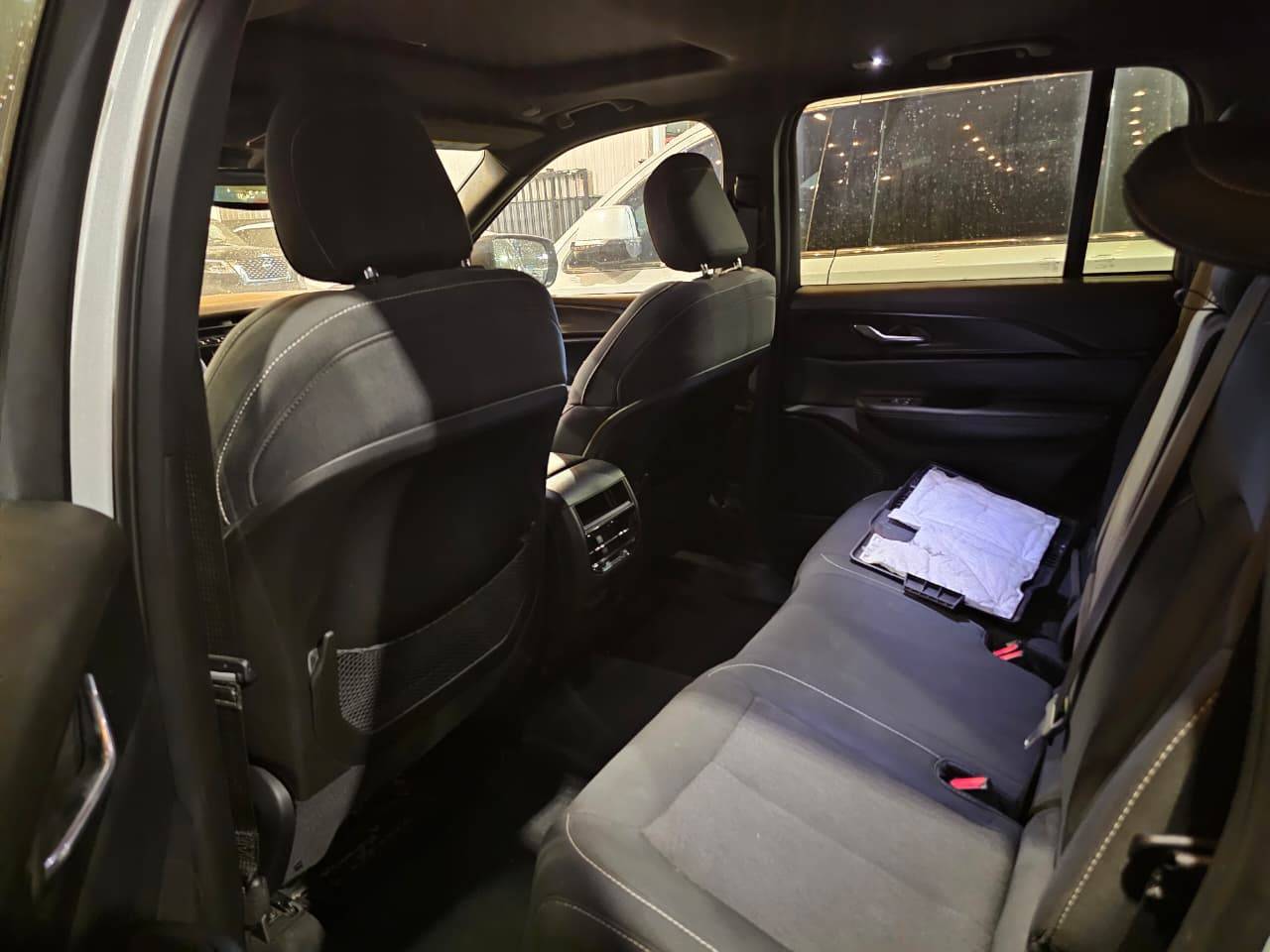 2024 JEEP GRAND CHEROKEE LAREDO — 1856 Miles — Lot 0RC109150 — Main - Marhaba Auctions Used Cars - Image 7