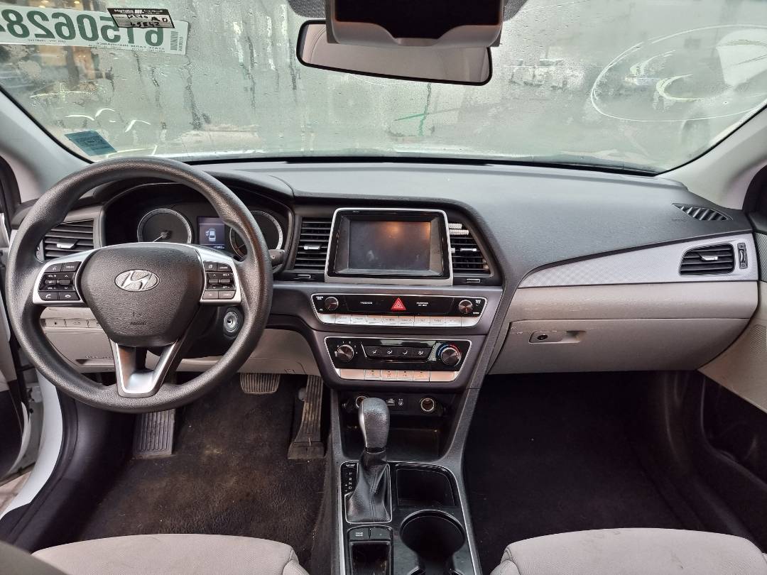 2019 HYUNDAI SONATA — 65841 Miles — Lot 215487 — Ind. 12 - Marhaba Auctions Used Cars - Image 8