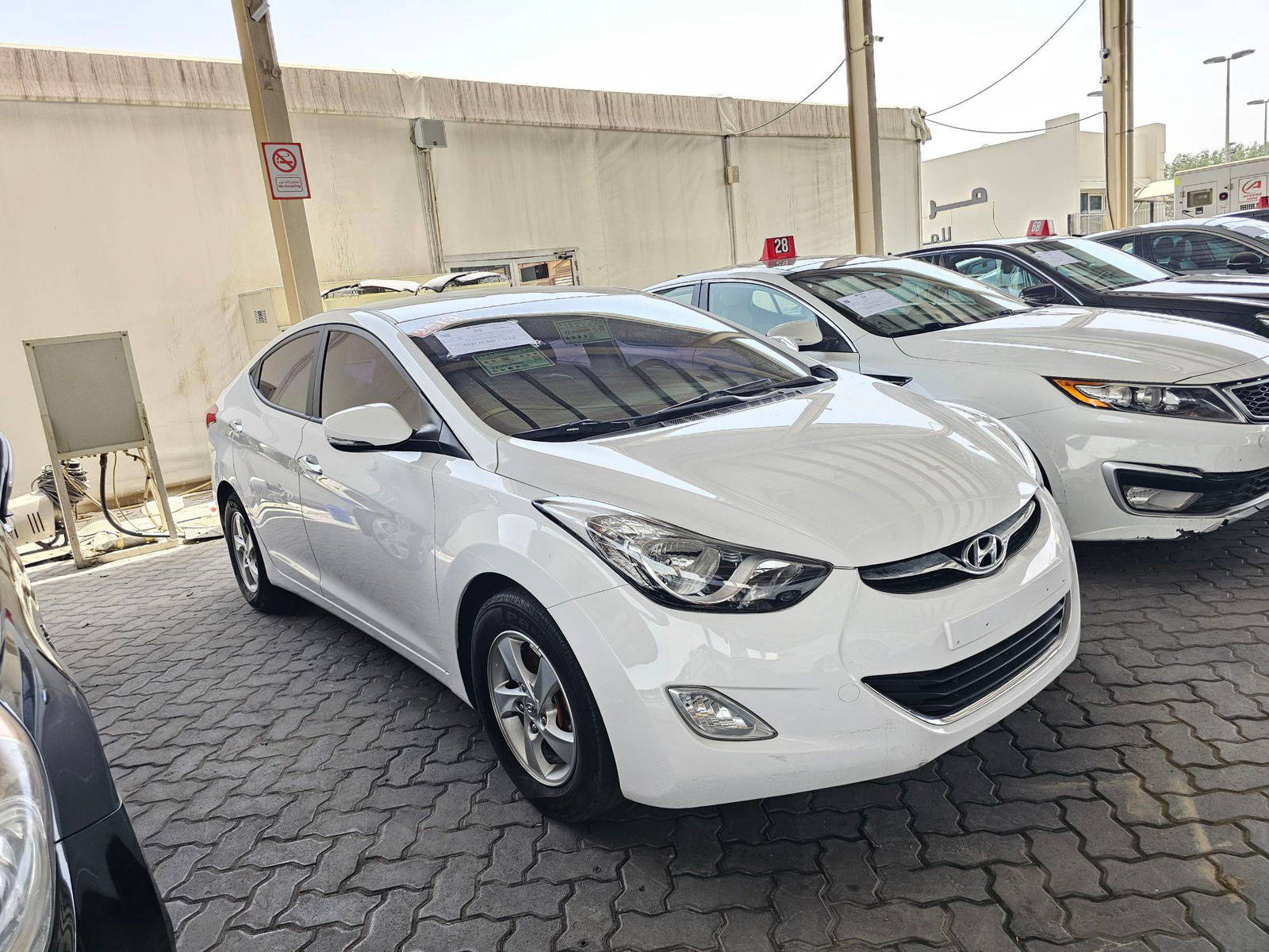 HYUNDAI AVANTE 2013 - Marhaba Auction Used Cars - Image 3