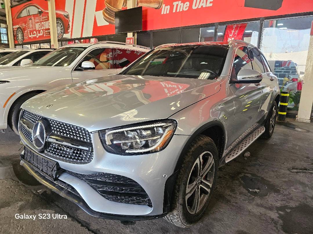 MERCEDES BENZ GLC-300