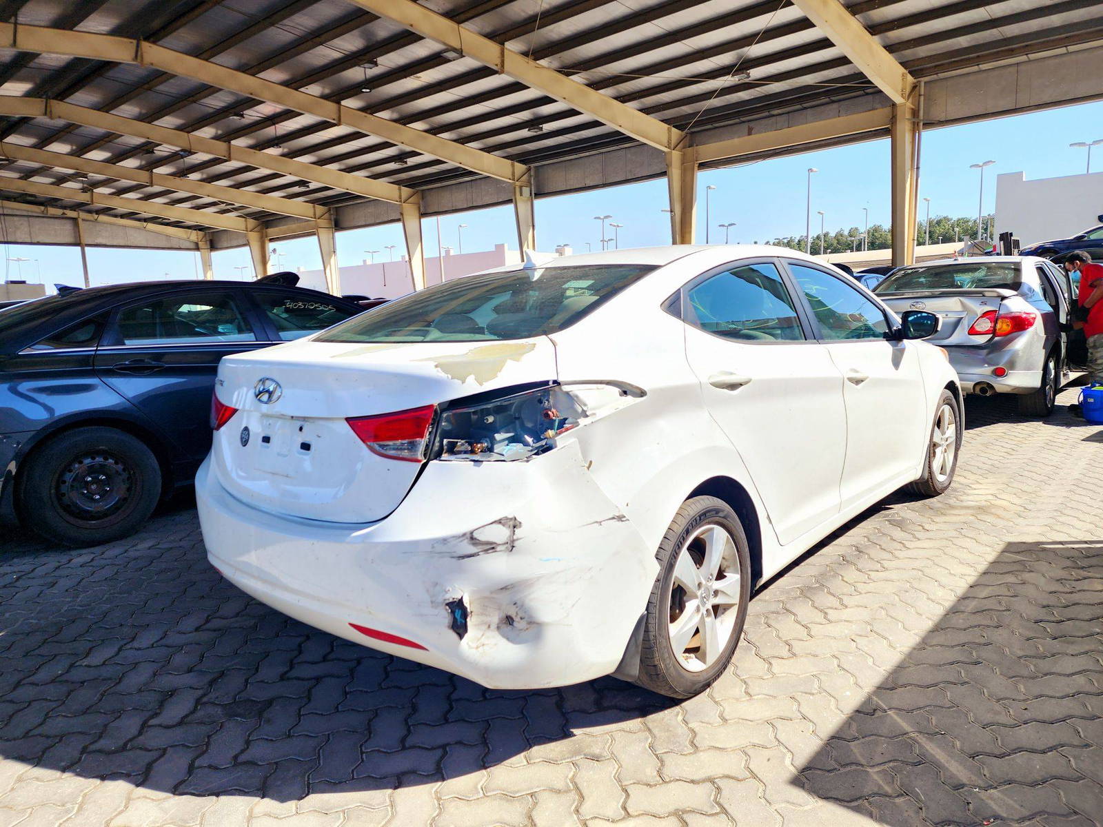 2013 HYUNDAI ELANTRA — 222637 Miles — Lot 65127104 — Souq - Marhaba Auctions Used Cars - Image 3