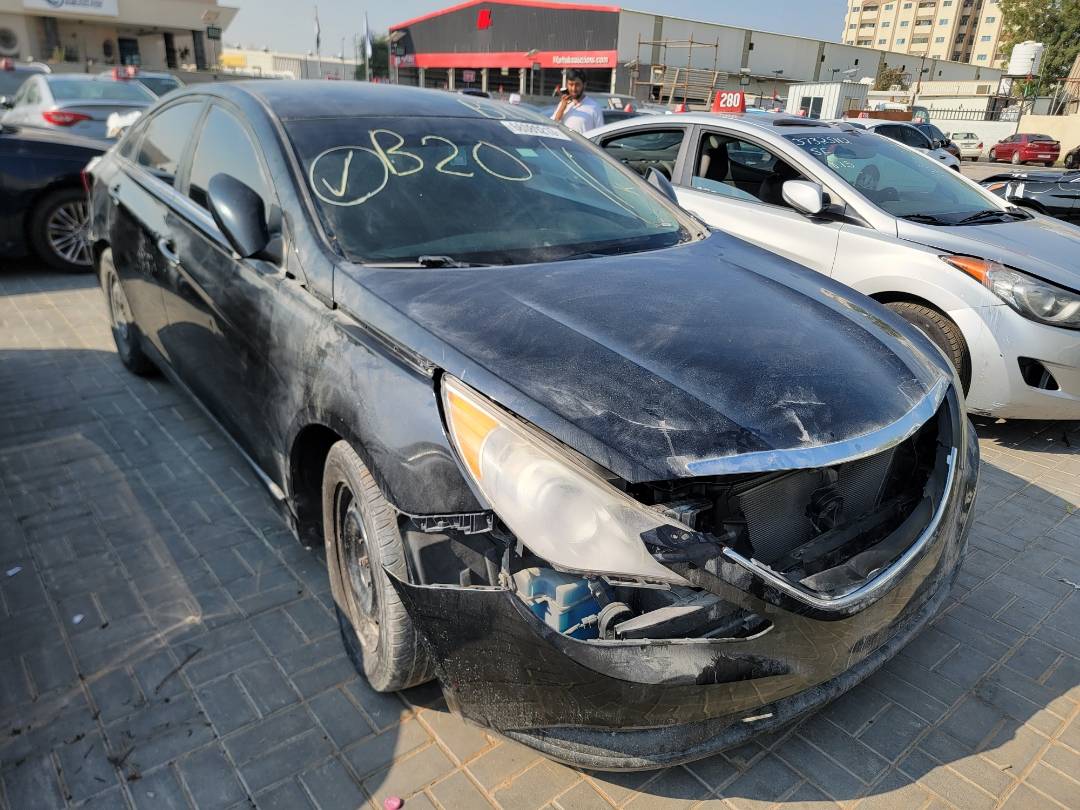 2011 HYUNDAI SONATA — 215480 Miles — Lot 68089213 - Marhaba Auctions Used Cars - Image 5