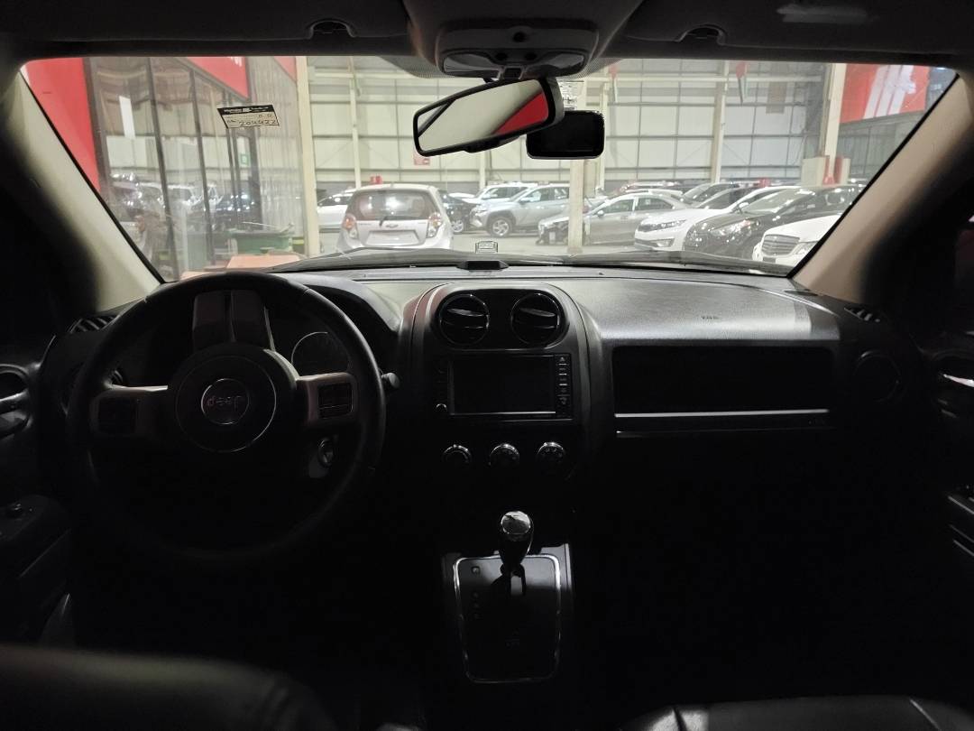 2013 JEEP COMPASS — 204422 KM — Lot 227104 — Main - Marhaba Auctions Used Cars - Image 8