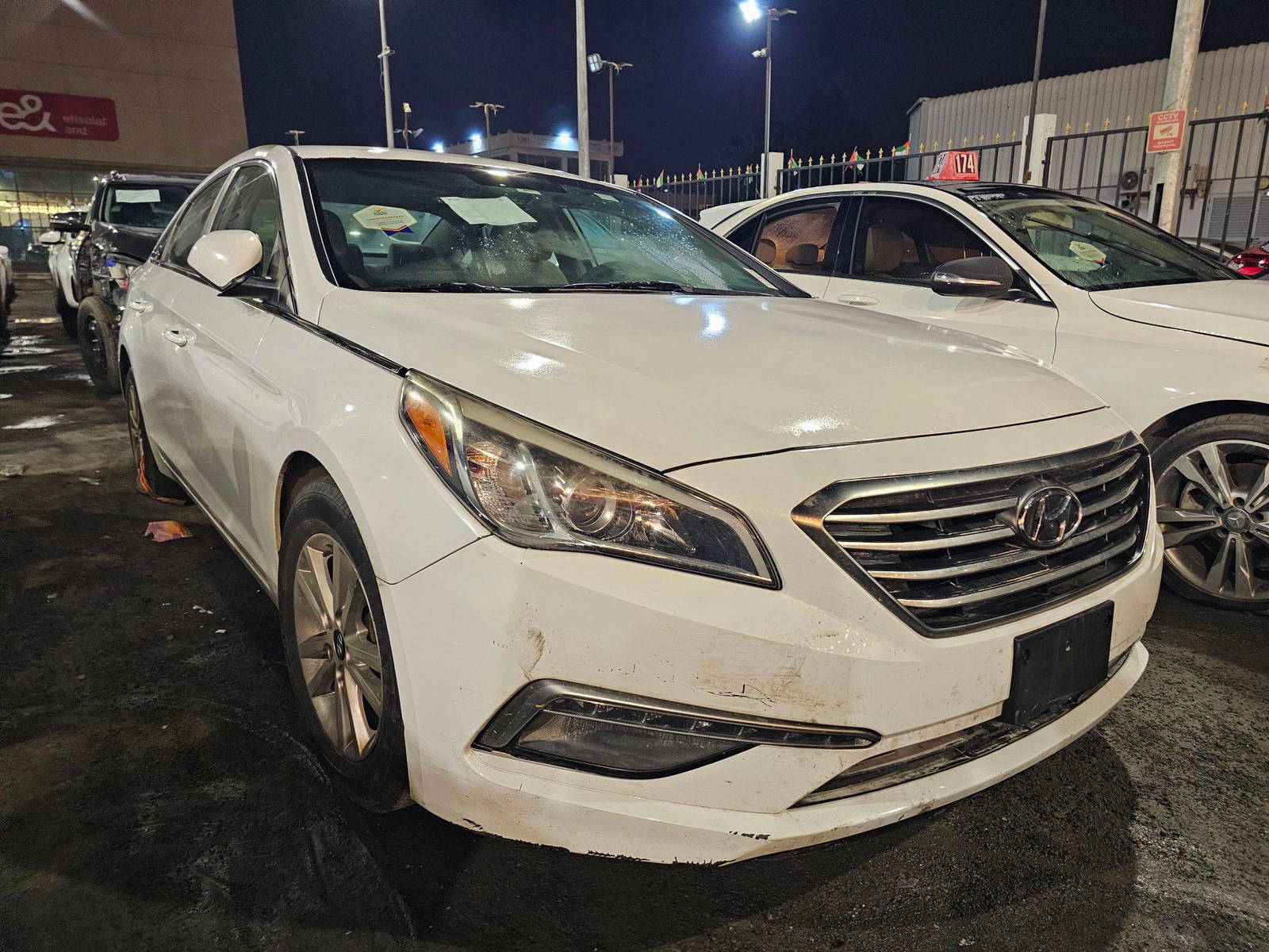 2015 HYUNDAI SONATA — 163080 Miles — Lot H221422 — Main - Marhaba Auctions Used Cars - Image 4