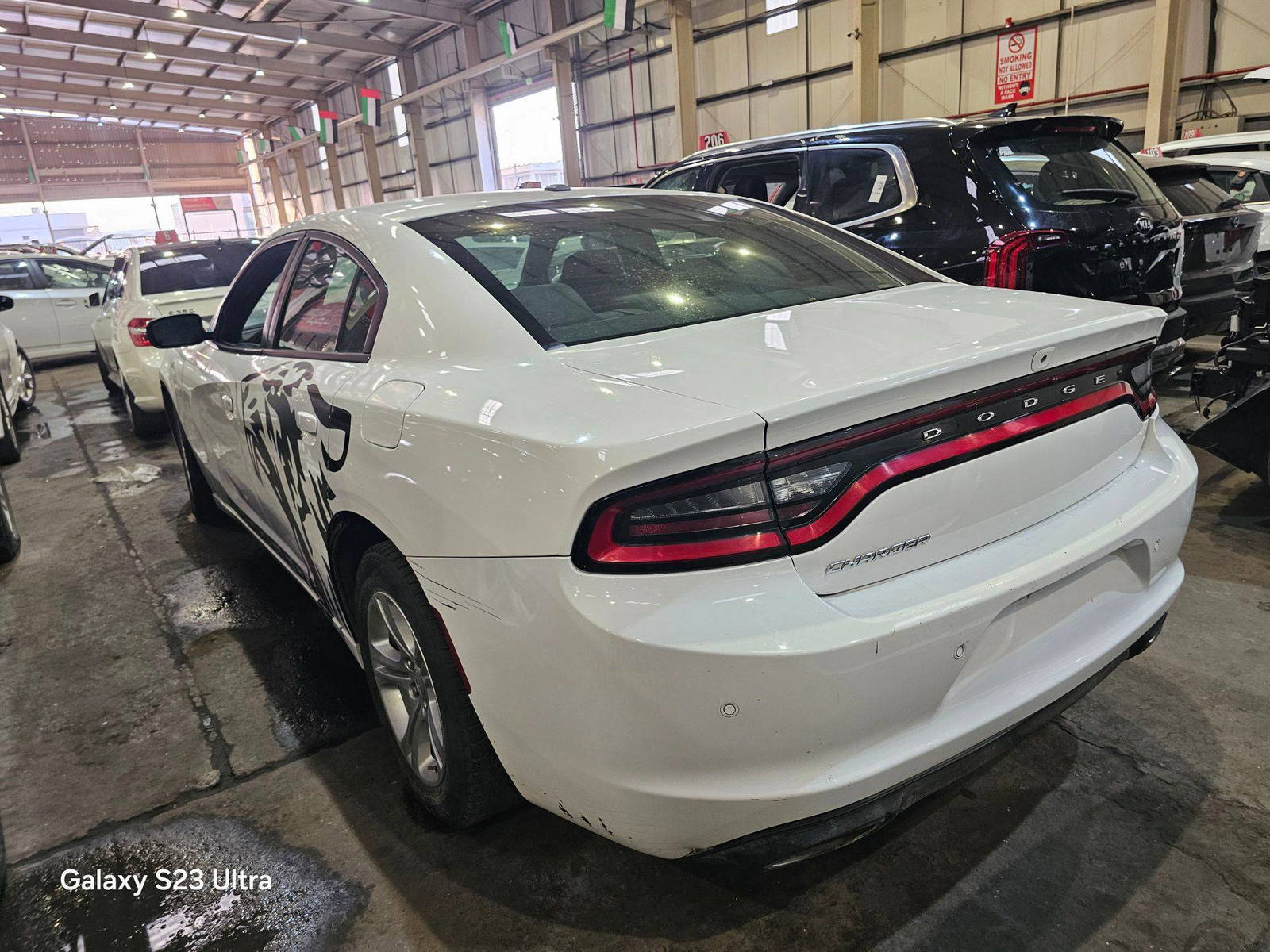 2019 DODGE CHARGER — 227410 KM — Lot 40014750 — Main - Marhaba Auctions Used Cars - Image 6