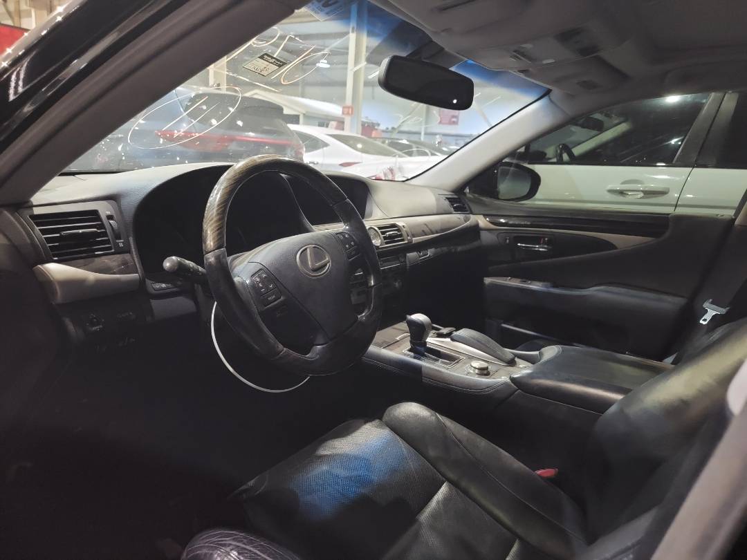 2013 LEXUS LS 460 — 143515 Miles — Lot 017960 — Main - Marhaba Auctions Used Cars - Image 8