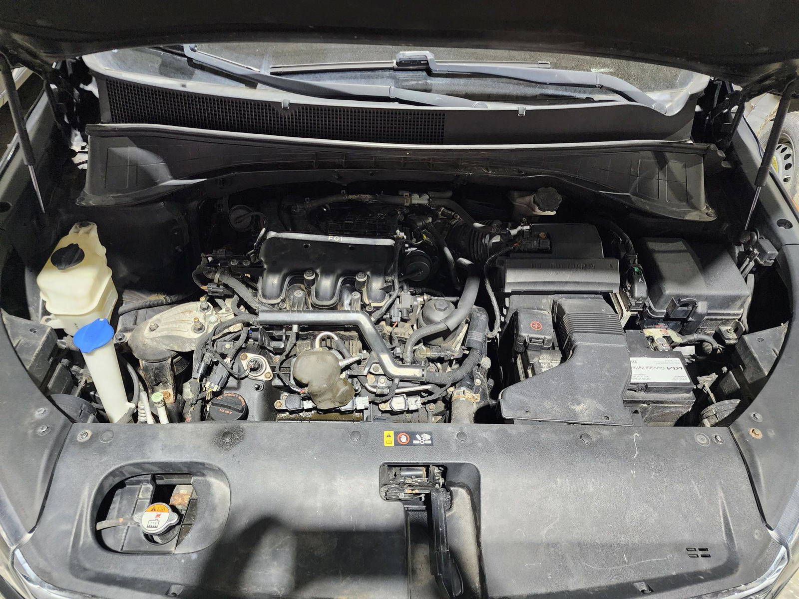 KIA SORENTO 2017 - Marhaba Auction Used Cars - Image 12