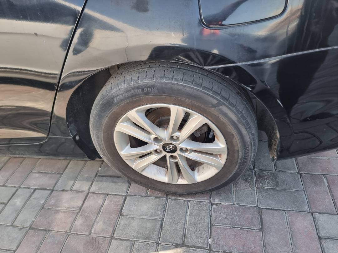 HYUNDAI SONATA 2011 - Marhaba Auction Used Cars - Image 9