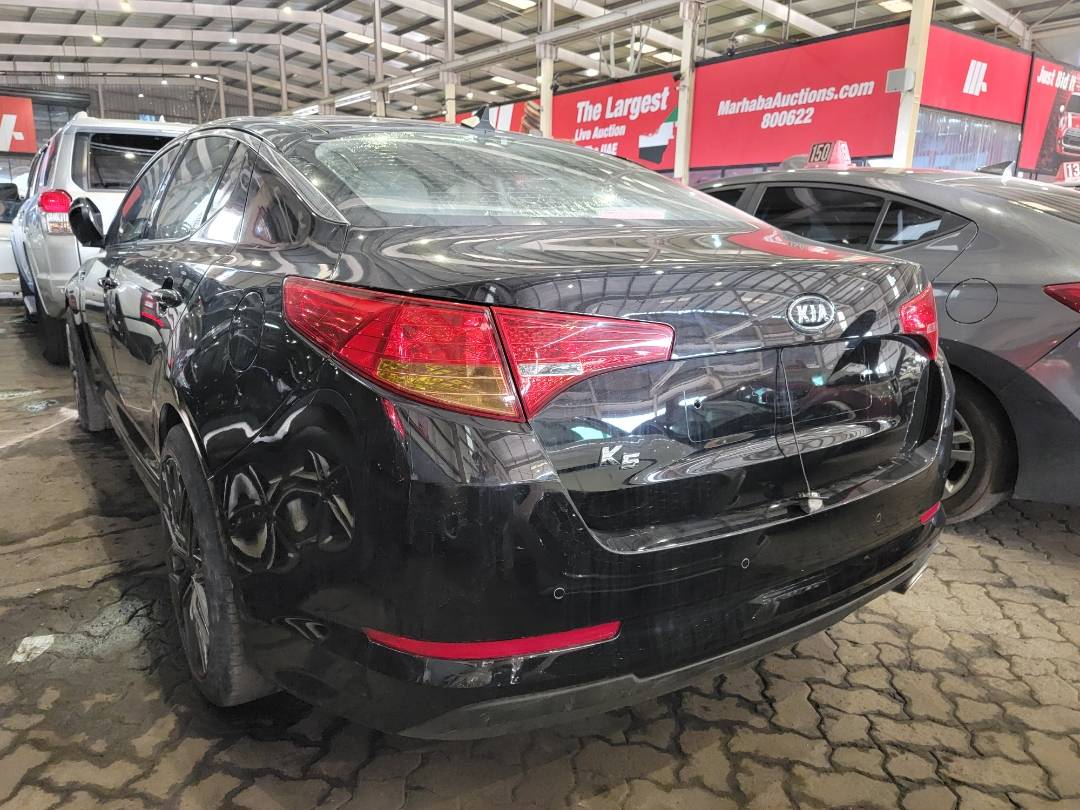 2011 KIA K5 — 112138 KM — Lot A051045 — Main - Marhaba Auctions Used Cars - Image 3