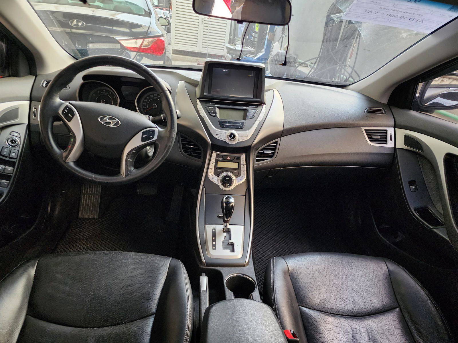 2011 HYUNDAI AVANTE — 90691 KM — Lot 141074 — Al Quoz - Marhaba Auctions Used Cars - Image 8