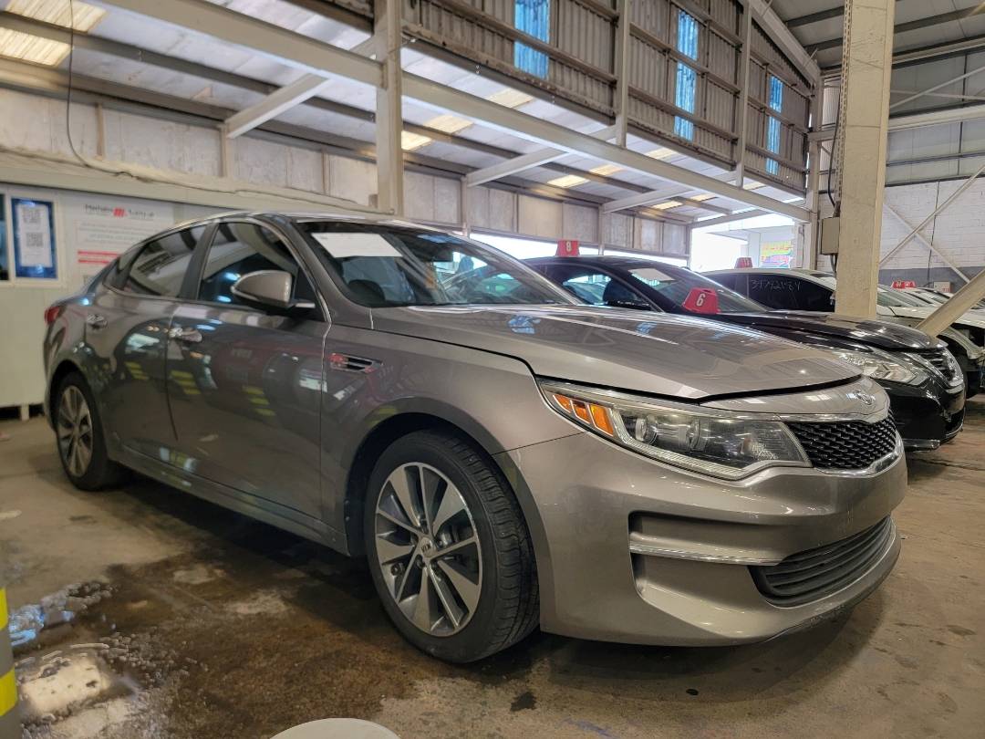 2016 KIA OPTIMA — 161631 Miles — Lot 39400444 — Main - Marhaba Auctions Used Cars - Image 4