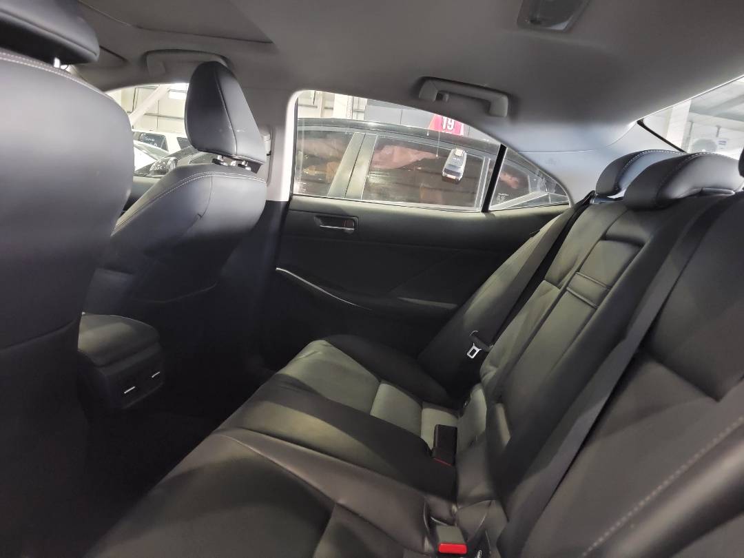 2014 LEXUS IS 250 — 131221 Miles — Lot E5007074 — Main - Marhaba Auctions Used Cars - Image 7