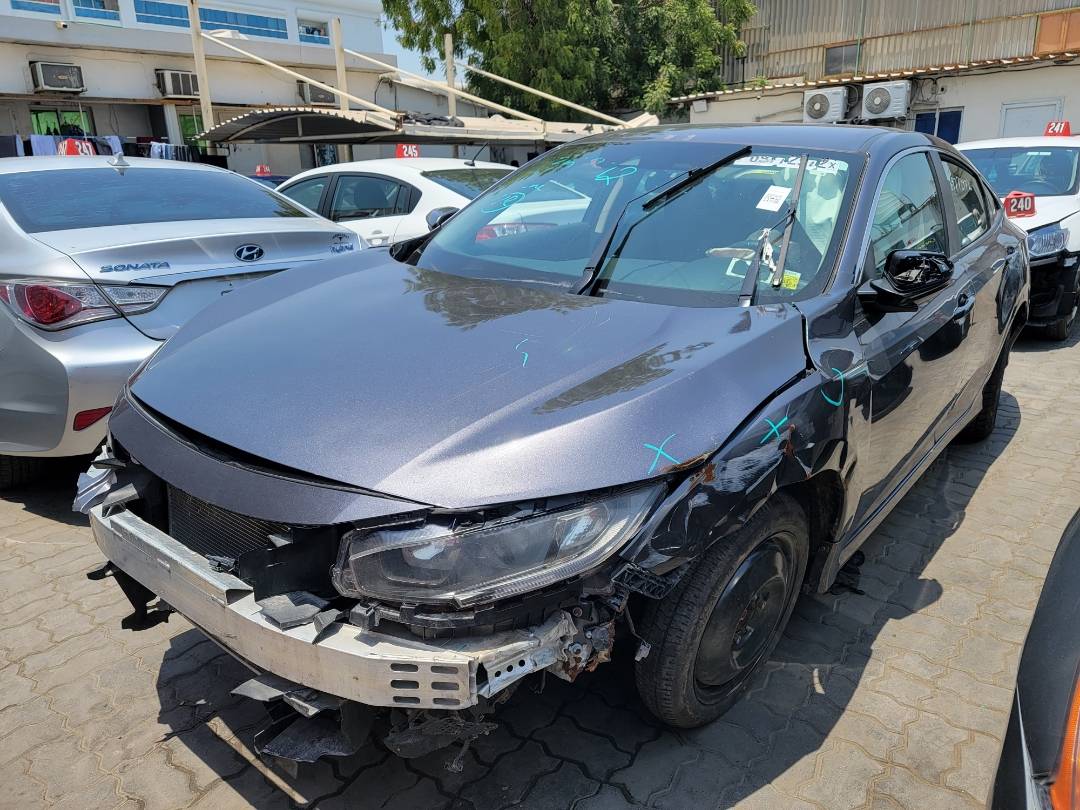 2020 HONDA CIVIC — 46882 Miles — Lot H535392 — Main - Marhaba Auctions Used Cars - Image 3