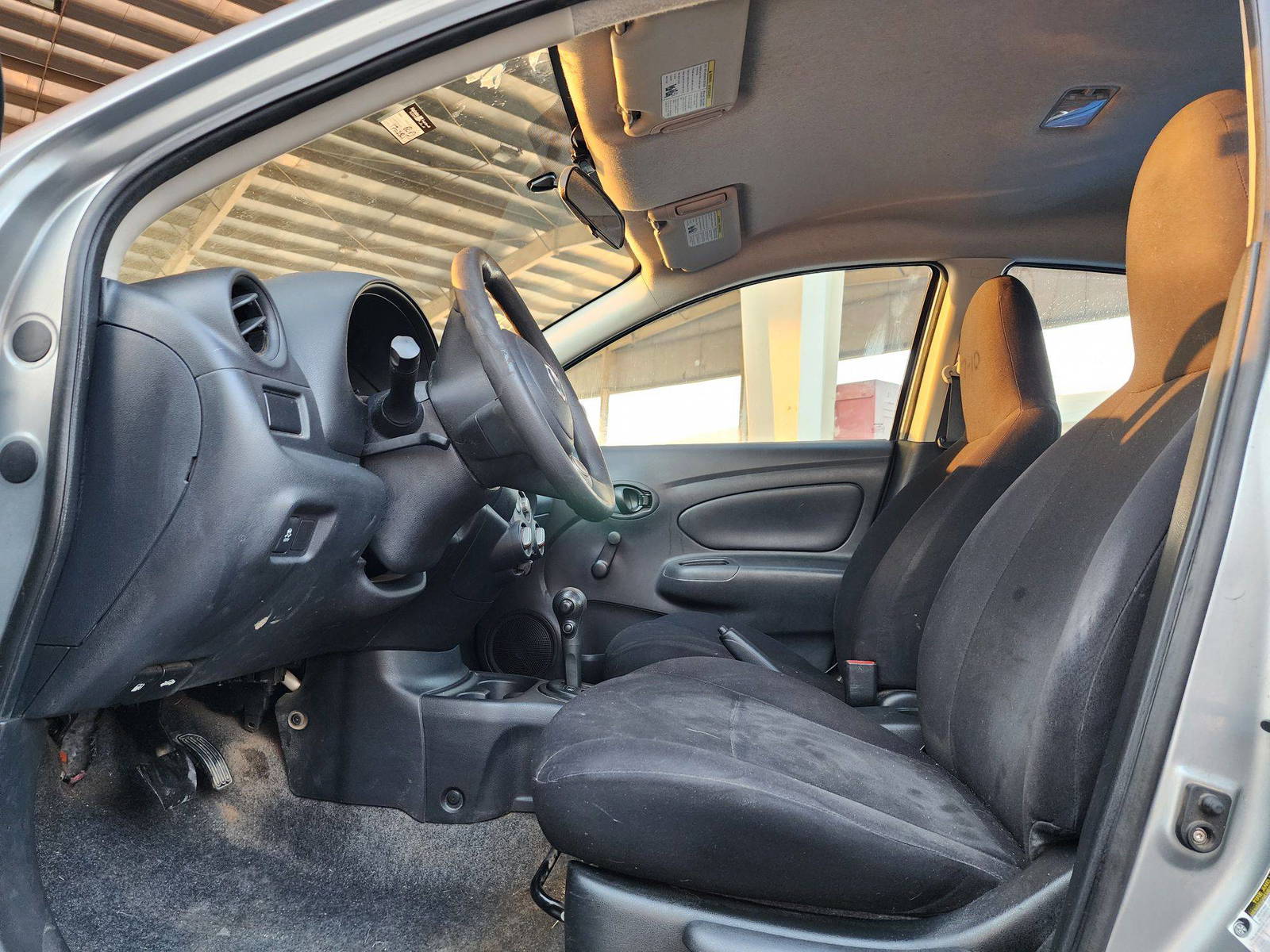 2013 NISSAN VERSA — 170221 Miles — Lot 39701930 — Souq - Marhaba Auctions Used Cars - Image 8