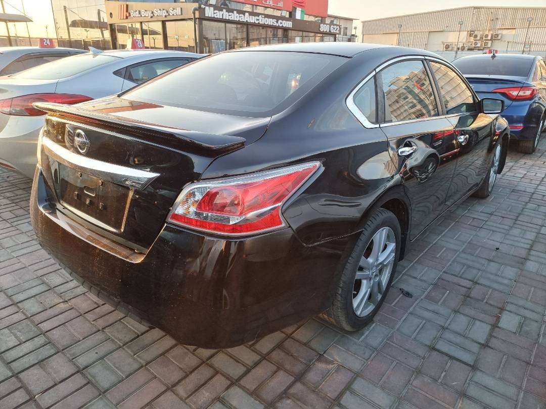 2013 NISSAN ALTIMA — 117569 Miles — Lot 249296 — Main - Marhaba Auctions Used Cars - Image 4
