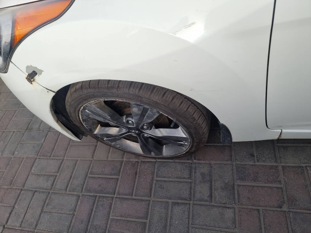 HYUNDAI VELOSTER 2013 - Marhaba Auction Used Cars - Image 10