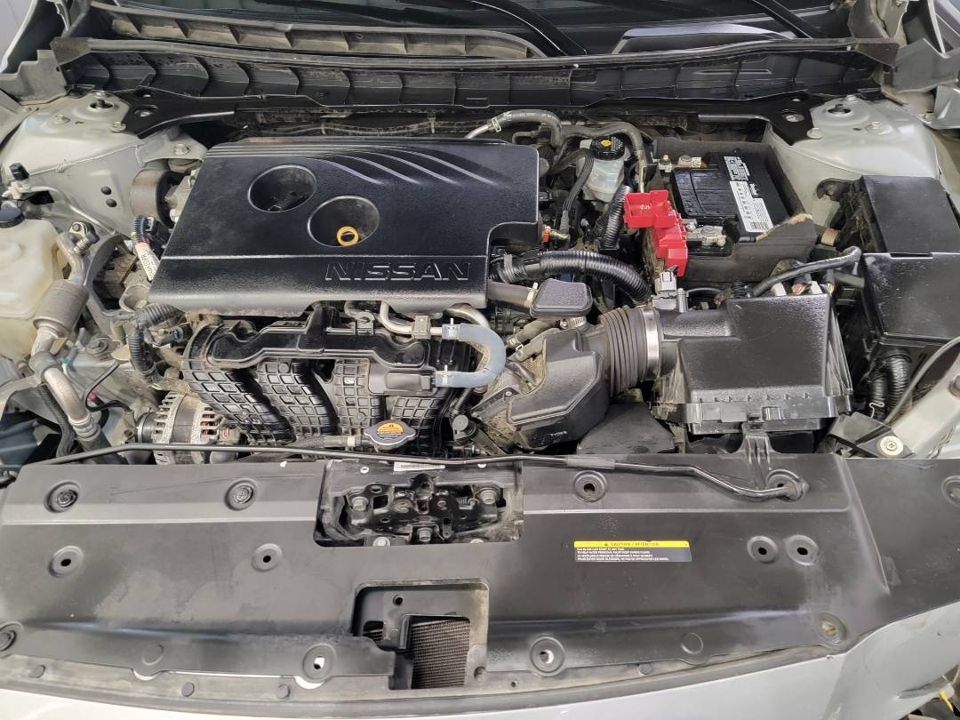 2019 NISSAN ALTIMA — 122497 Miles — Lot 246699 — Main - Marhaba Auctions Used Cars - Image 10