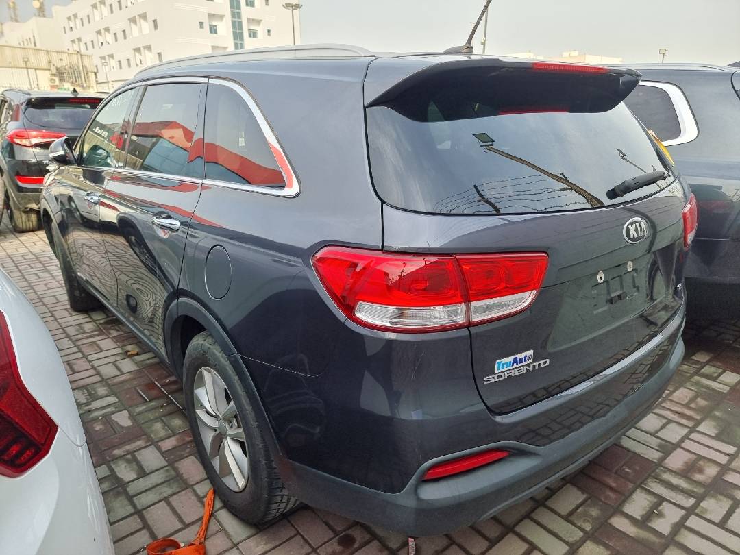 KIA SORENTO 2017 - Marhaba Auction Used Cars - Image 5
