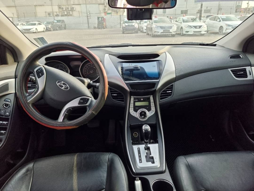 2012 HYUNDAI AVANTE — 155871 KM — Lot 124578 — Ind. 12 - Marhaba Auctions Used Cars - Image 7