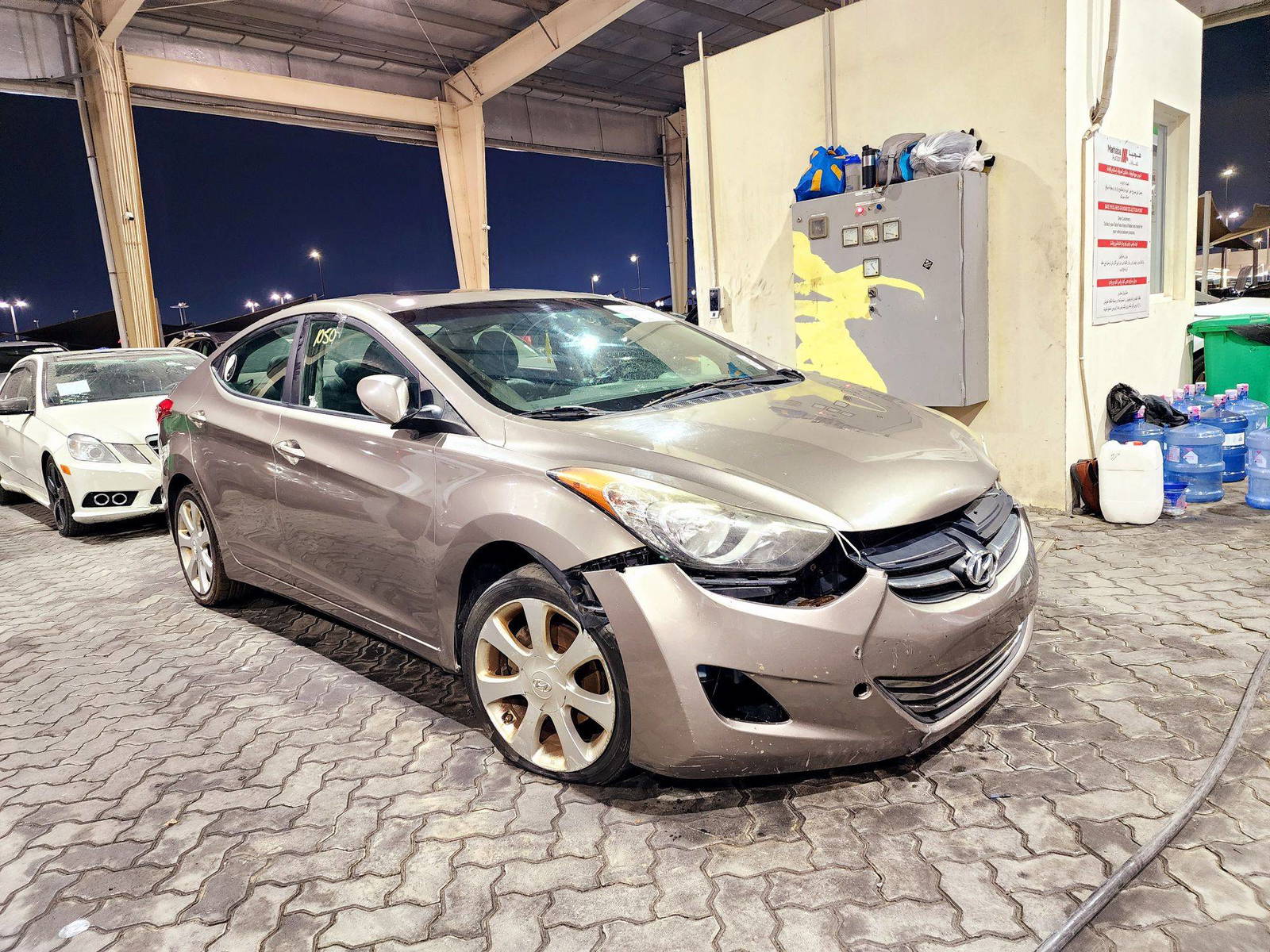 2011 HYUNDAI ELANTRA — 163490 Miles — Lot 40161050 — Souq - Marhaba Auctions Used Cars - Image 4