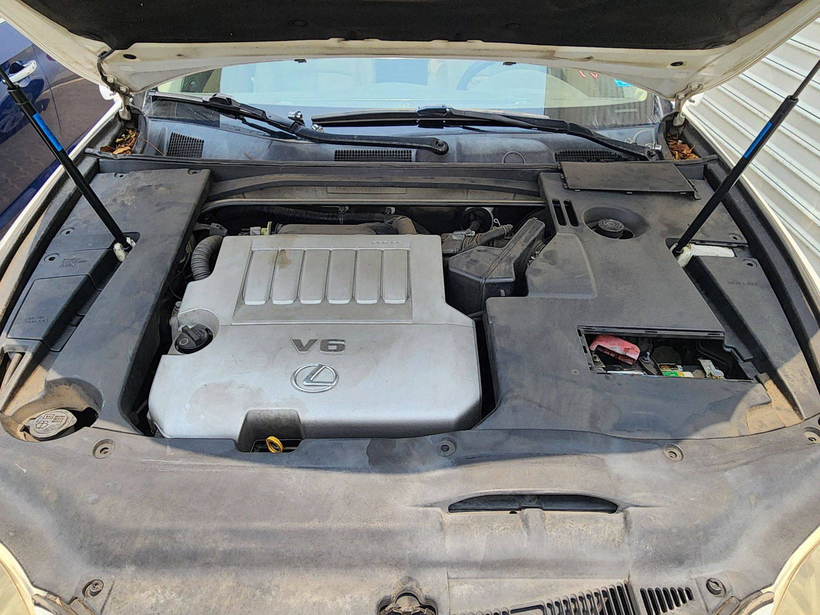 2008 LEXUS ES 350 — 214723 Miles — Lot 40963 — Souq - Marhaba Auctions Used Cars - Image 11