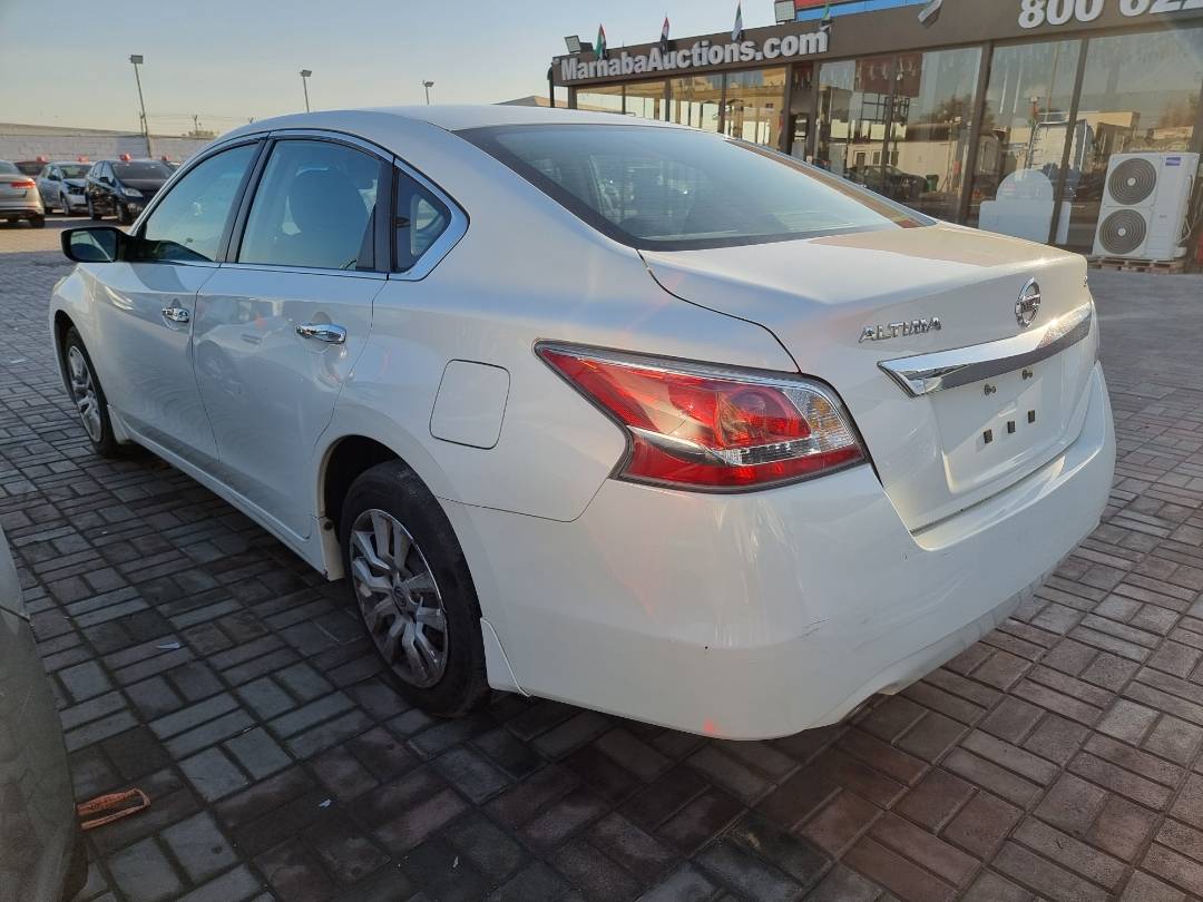 2015 NISSAN ALTIMA — 231673 Miles — Lot 214587 — Souq - Marhaba Auctions Used Cars - Image 5