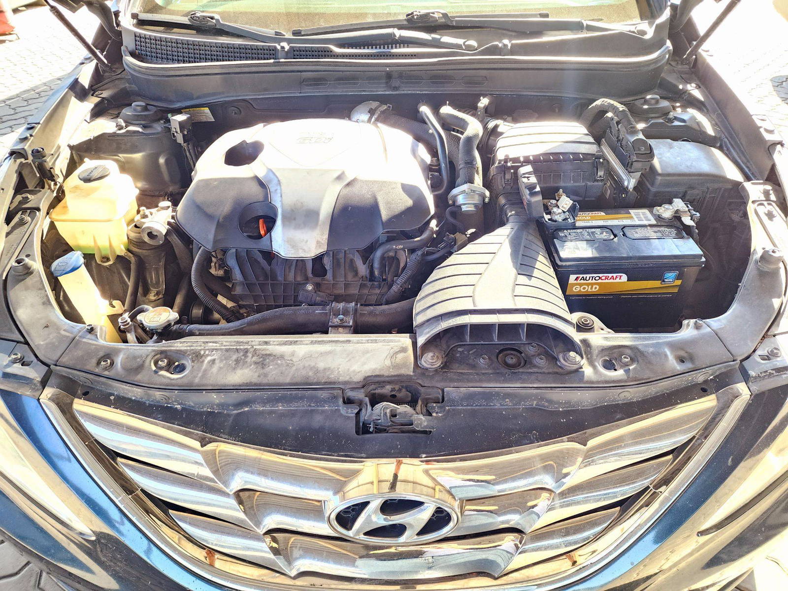 2013 HYUNDAI SONATA — 185848 Miles — Lot 70963324 — Souq - Marhaba Auctions Used Cars - Image 11