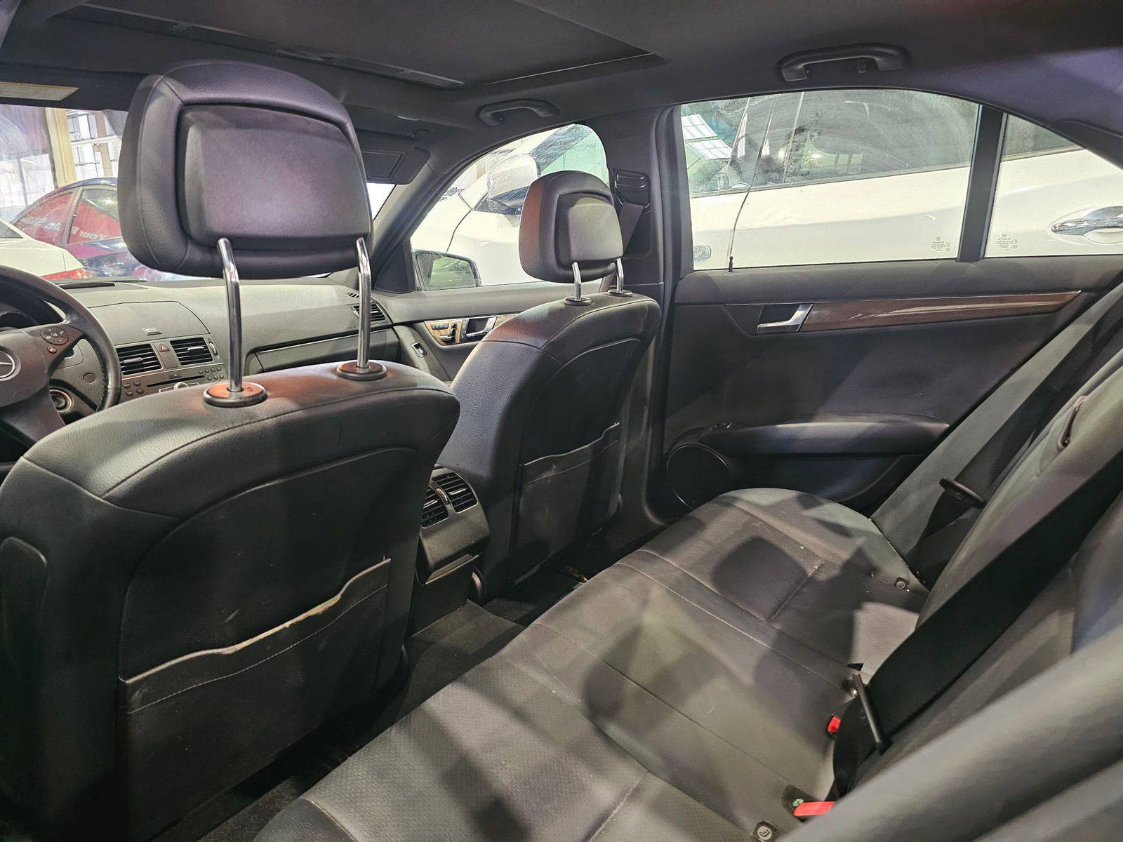 MERCEDES BENZ C300 2011 - Marhaba Auction Used Cars - Image 7