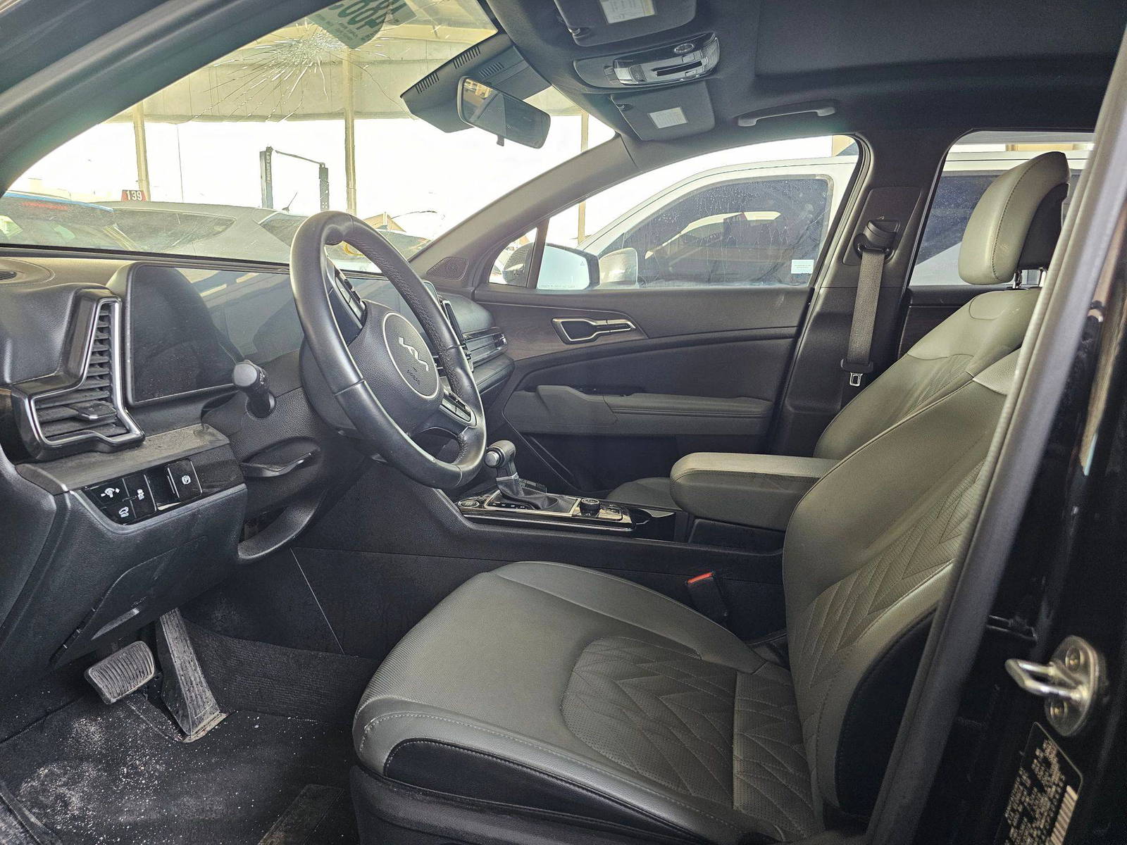 2023 KIA SPORTAGE — 39570 Miles — Lot PG006865 — Souq - Marhaba Auctions Used Cars - Image 9